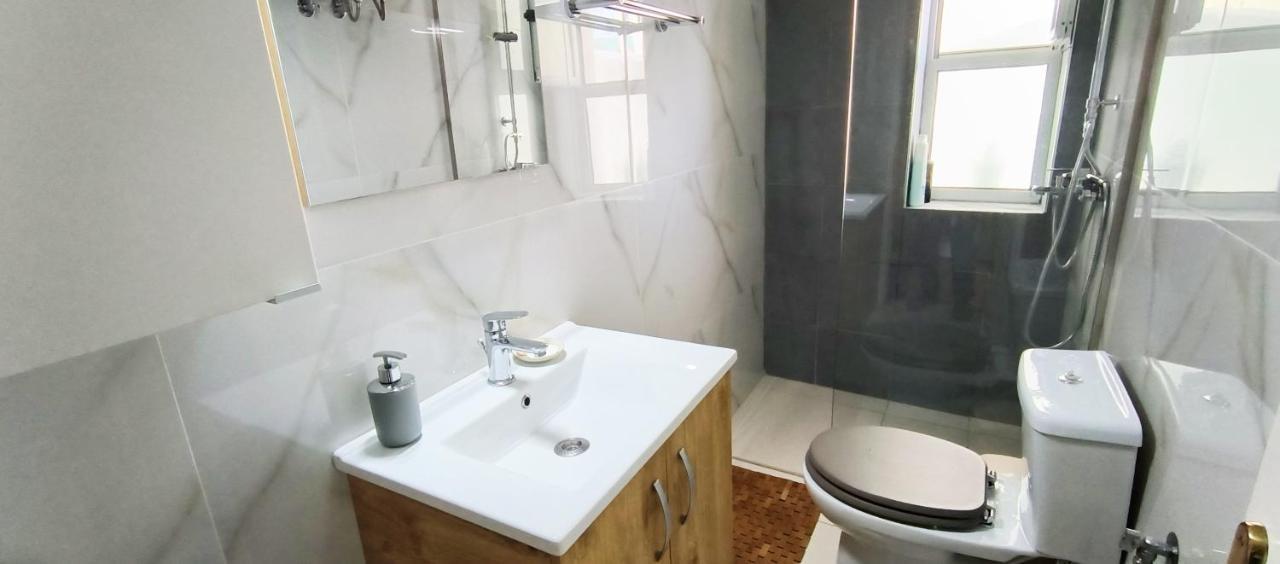 Central Apartment, Fully Equipped Himare Exterior photo